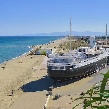 Bel Au Pied Du Marche Noel Le Barcarès